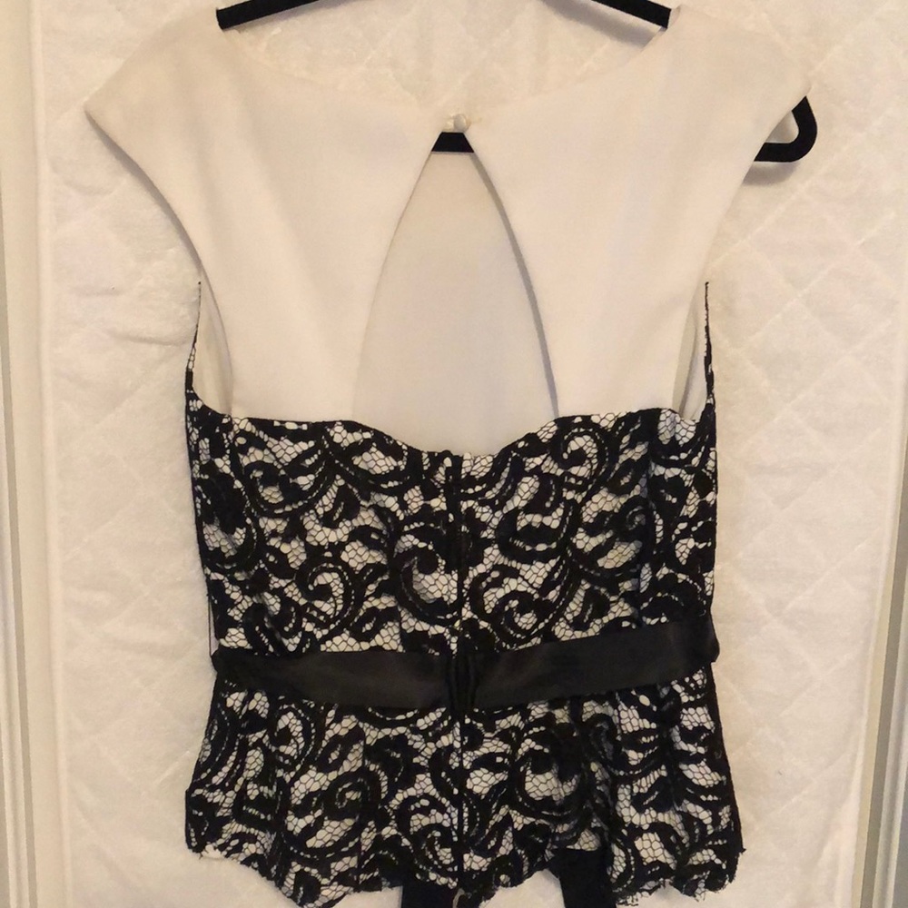 Lace top - Picture 2 of 2